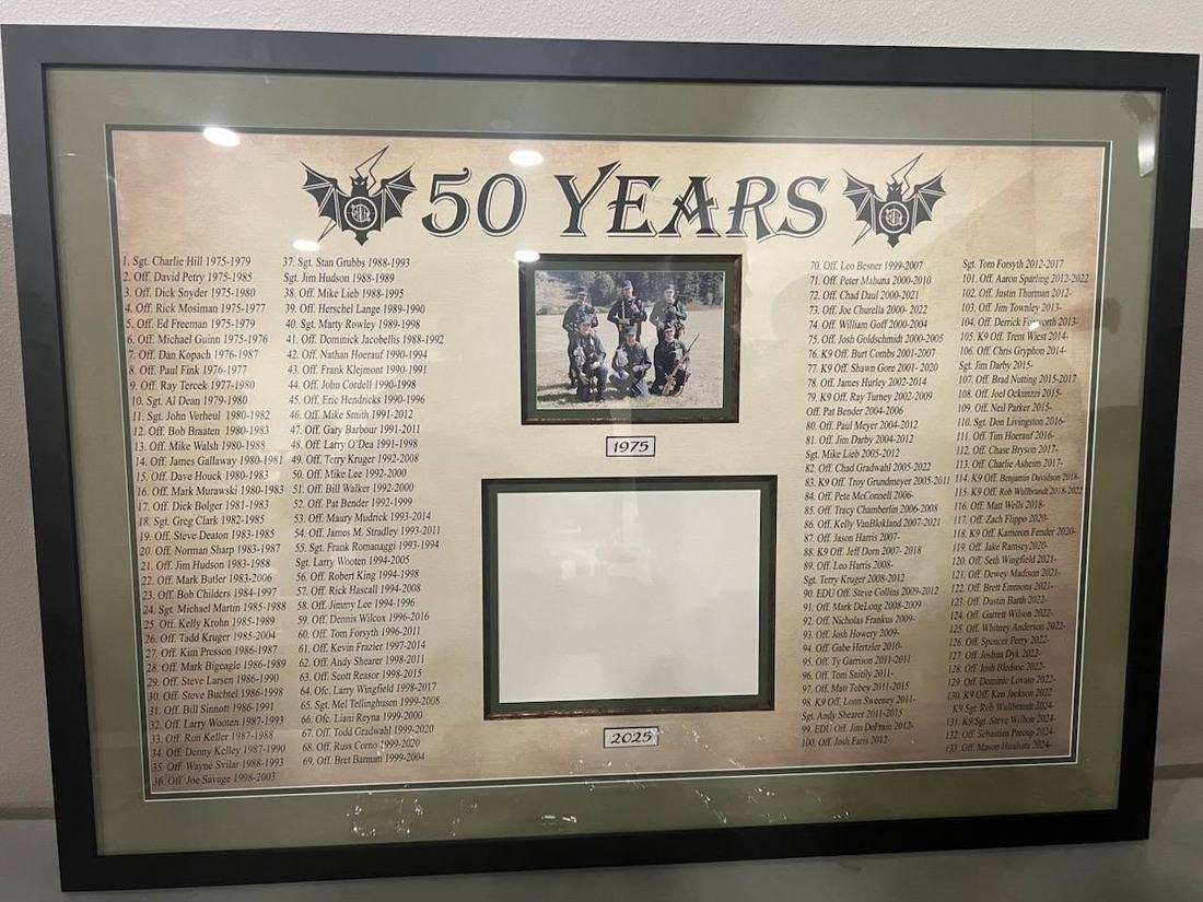Commemorative framed prints