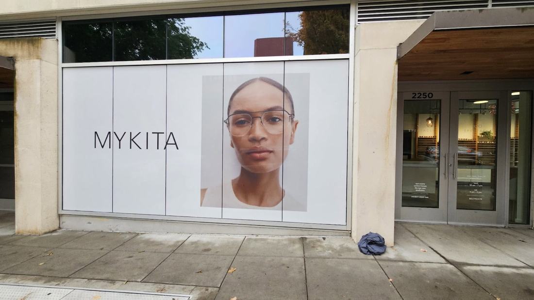 Retail window display